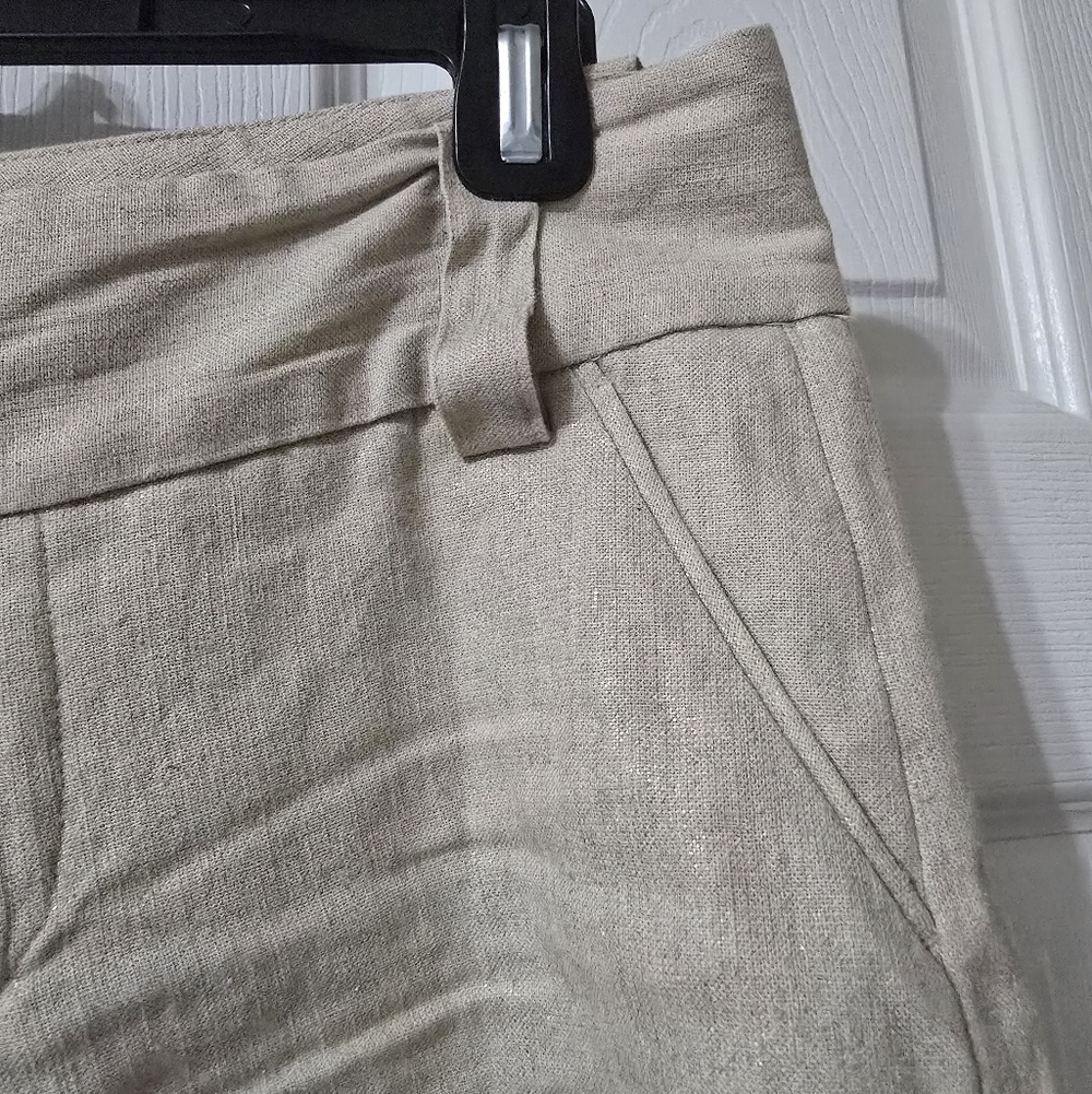 Alice + Olivia Linen Blend Low Rise Cuffed Chino Micro Shorts, Size 2, EUC! - Picture 6 of 13